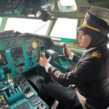 هنرستان غیرانتفاعی دخترانه پرواز